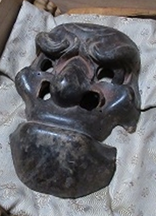 世阿弥ゆかりの「雨ごいの面」<br>佐渡市泉　正法寺蔵（新潟県指定文化財）